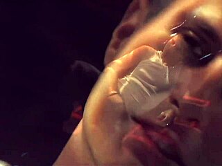 超级辣黑发逼被猛插！