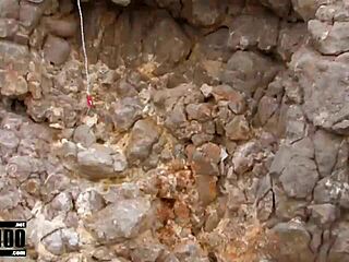 skinny french babe gets ass and pussy fucked at beach 😈🍑