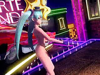 初音未来裸体模组弹钢琴，巨乳全裸Project Diva丑闻