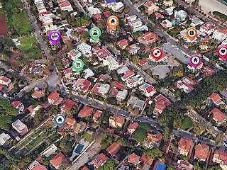 在Maxs life游戏玩法中，故事在户外展开，有漂亮亚洲角色