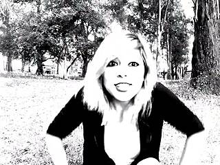 Sexy Girl Masturbating