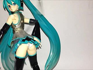 Miku 2.0 Bukkake Showdown