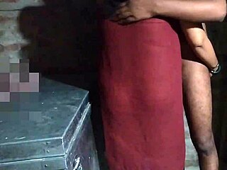 胖主妇快速后庭猛干