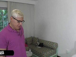 Dean makes latina moan deeply