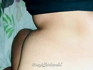 I Fuck My 18 Yo Stepsister Pussy and Give Her Creampie