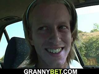 very old blonde granny banged in car