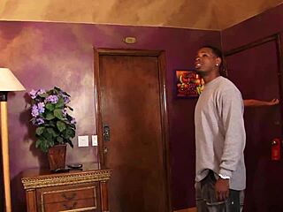 i love sharing big black dick with jada and syren in threesome