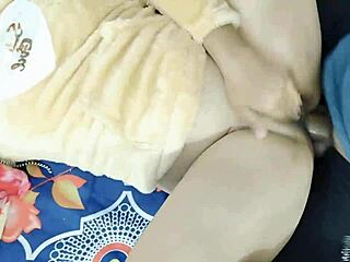 印度女仆厨房挨粗暴屁眼操到肛门内射