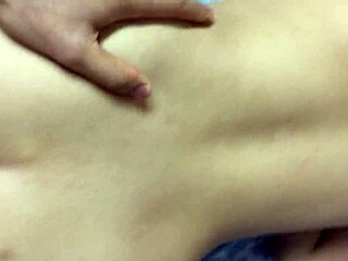 i shot my cum on my girl's back