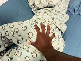 Enteada seduces padrasto while watching porn from open door