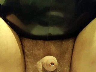 Latexi69 explores butt plug in latex outfit during personal session