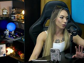 Bianca Demarchi teases with her curves and bites Ruan's ear
