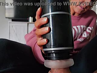 Amateur Wife Uses Masterbator on Horny Neighbor in POV