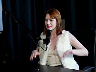 Uber driver jerks for her squirting