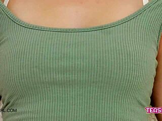 Omg, this petite teen is super hot