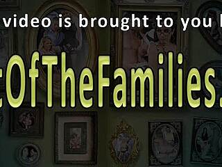 辣妹Lilly狗爬式干骚逼 圆奶乱晃