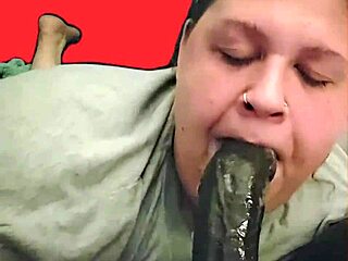 step sister offers a naughty deal for rent cash in bedroom