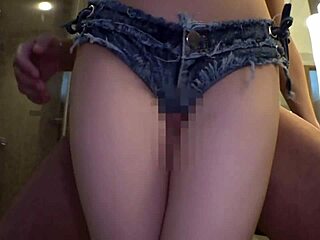 在TikTok发骚视频，这美女收到私信和硬核约炮