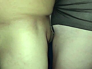 呻吟18+妹子多汁毛逼湿润回忆