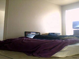 thick pussy and a hot black mature milf in the hood