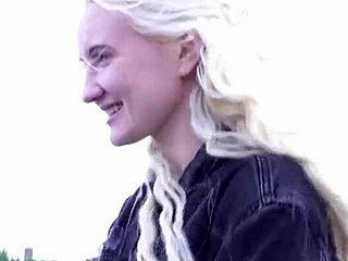 德国星探柏林捡瘦金发18+达鲁玛莱试镜操