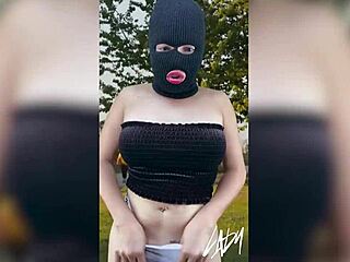 Horny Shemale Masturbating Here!