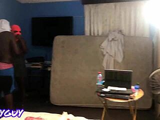 Couple invites goes wrong