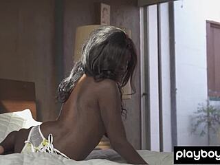 Ebony beauty victoria antoinette subtly reveals her tight pussy.