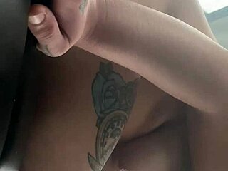 Bbc pawg in car says happy thanksgiving with big ass and facial