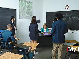 qockbhoidapipper分享射精致敬e83，订阅完整视频