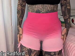 Big Tits Milf in Gym Tights Try-On Haul Rocks!