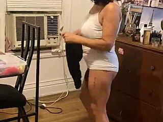 Mature Latina Anna Maria Loves Dominican Caribbean Action