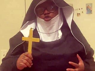 Nun in hazelnut costume on Halloween, looking so cute! 🎃