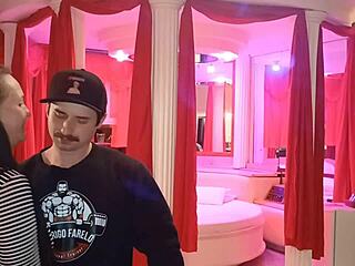 I SHOWED BUSTY MILF MY HARD COCK AND HER PUSSY GOT IMPRESSED.