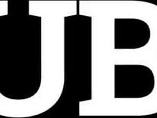 Delilah Dagger Teases Fat Dick With Oiled Pussy