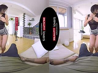 Realitylovers: Wifey needs attention in VR. Can you provide it?