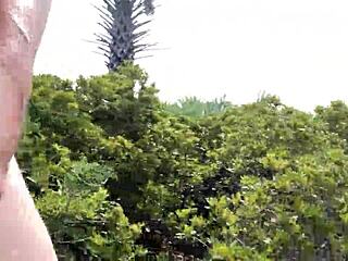 CLITLICKER662 - NAKED FLASHING IN PUBLIC FOR VOYEURS