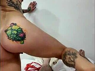 سکس ایرانی با دختر لات و مشتی ایرانی پر از تتو