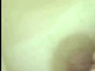 i masturbate watching video from married lady