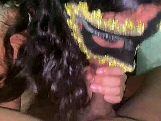 I swallow my neighbor's cock in the early morning homemade adventure