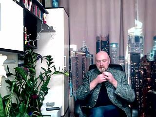 Elderly Secretary's Pussy Elasticity Checked in Rough Scene