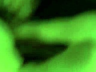 她说舔我光溜骚逼POV