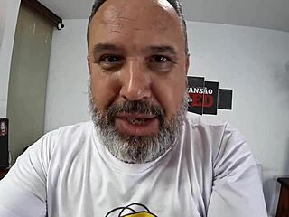 Marcelle Pimenta poses naked behind cameras