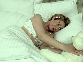 新嫩18+妹首次巨屌肛门开苞？