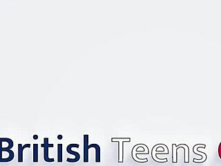 调皮大学生狠遭打屁股性感场面