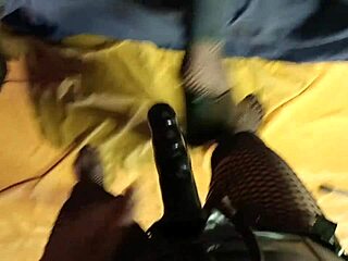 I tell my friend about wearing women's clothes and we roleplay passionately