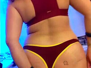 Hotwife Steffi does crazy pants dance with redhead solo vibrator tease