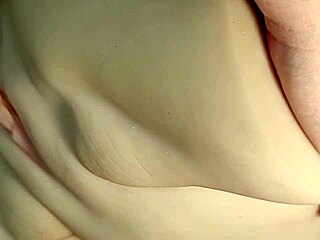 双插玩具猛干可爱娃娃屁眼！