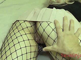 Tutoring my curvy teen stepsister in doggystyle until she squirts