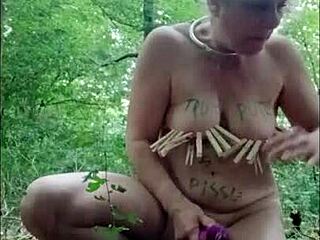 法国人妻森林捆绑男奴羞辱震动棒玩